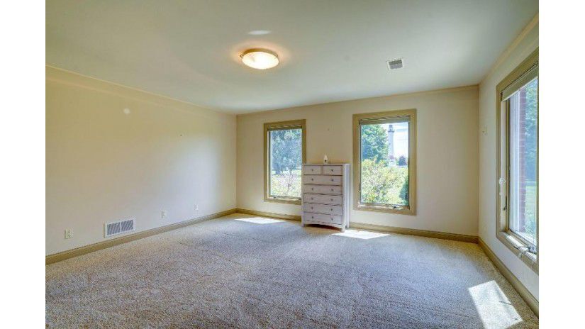 Second lower bedroom